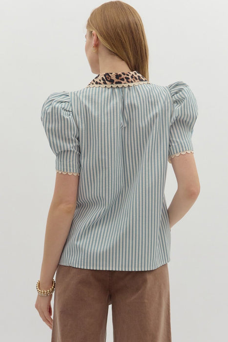 Seersucker Puff Sleeve Top