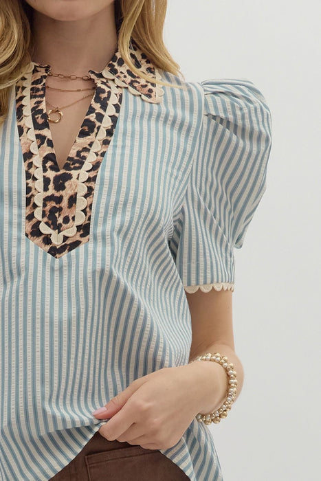 Seersucker Puff Sleeve Top